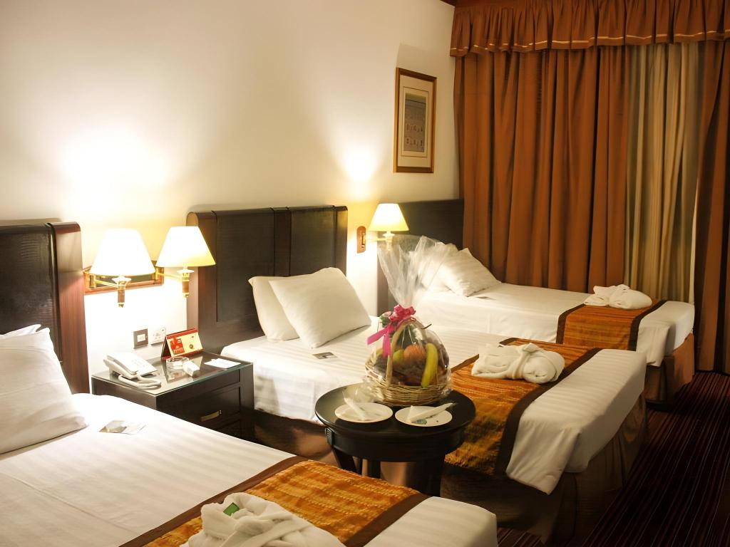 Knight Armour Hotel, Dubai