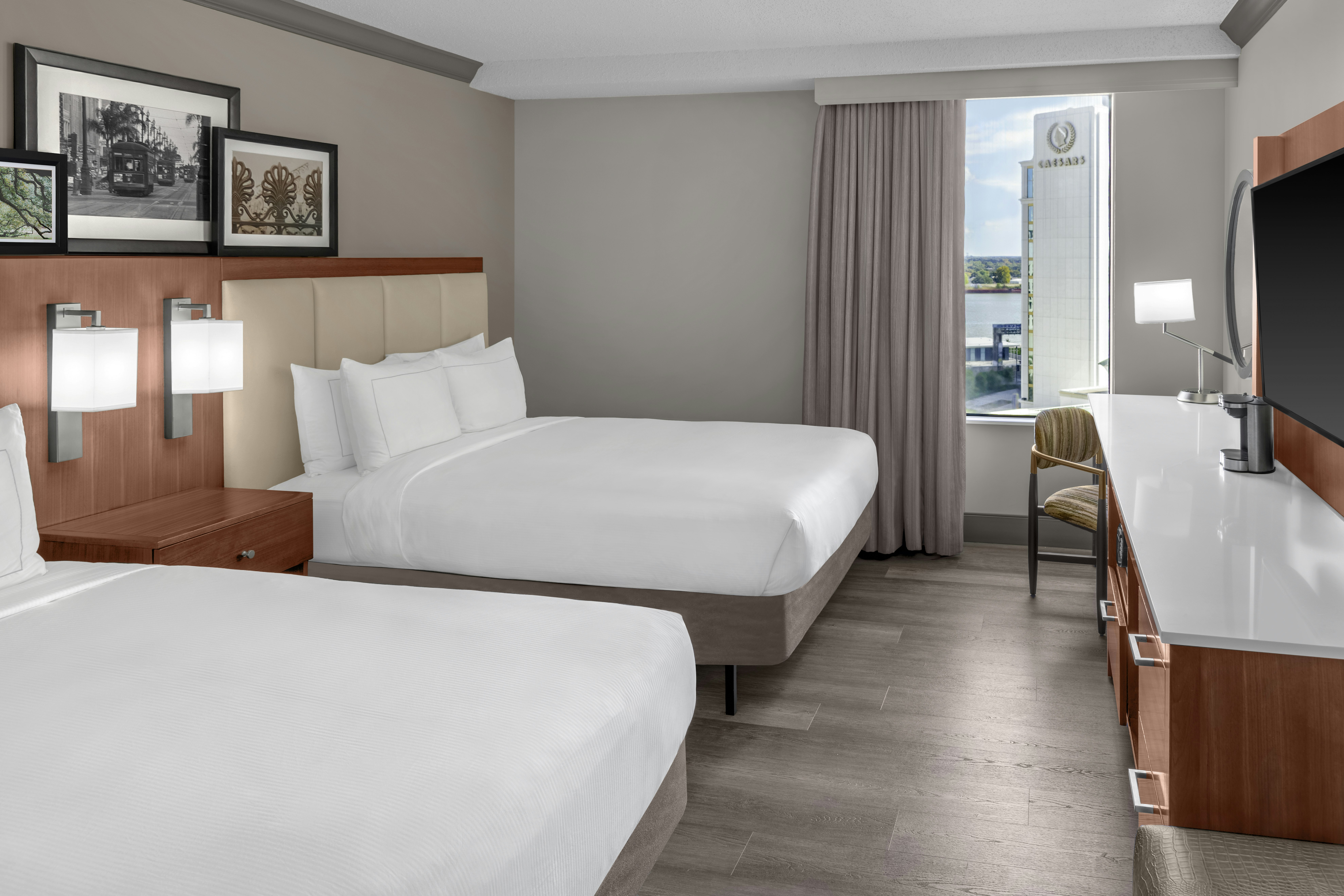 DELUXE, 2 QUEEN BEDS, RIVER VIEW, ACCESSIBLE