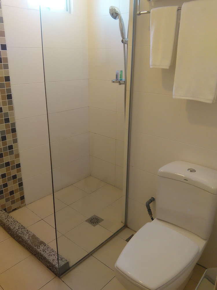 Hotel Puri 36 18/48