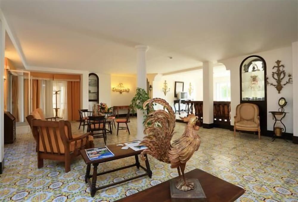 Hotel Torre Dei Borboni 42/72