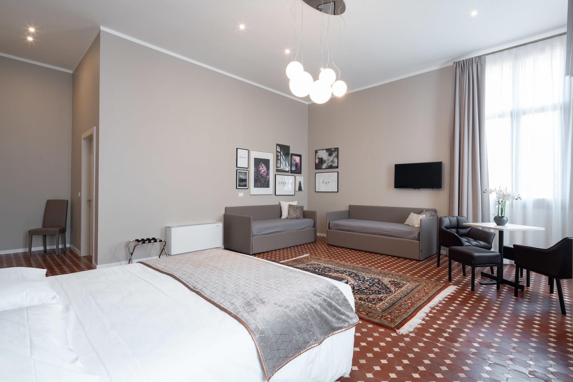 Historical, Junior Suite, Superior