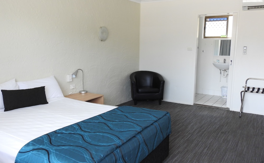 URANGAN MOTOR INN 3/31