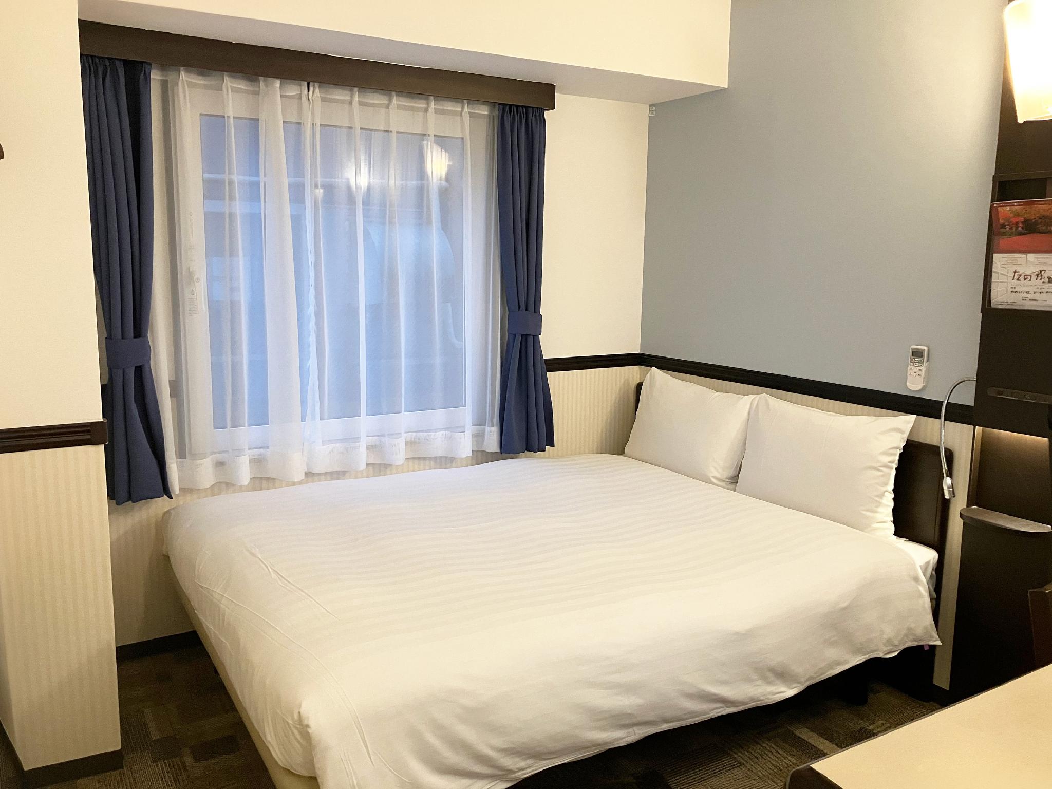 Semi Room, Economy, Semi Double Bed