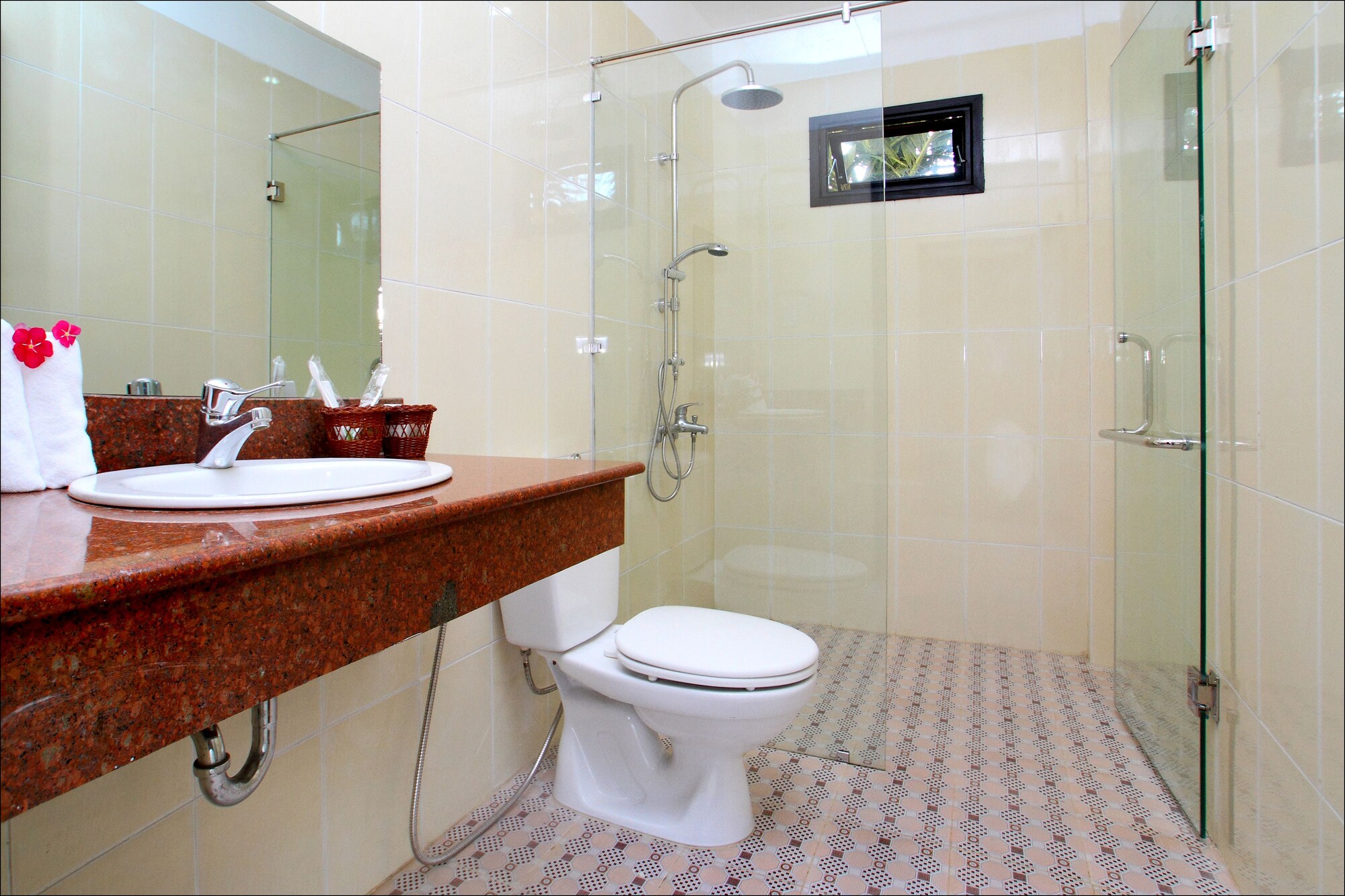 1 BEDROOM, SUPERIOR, DOUBLE BED, SMOKING