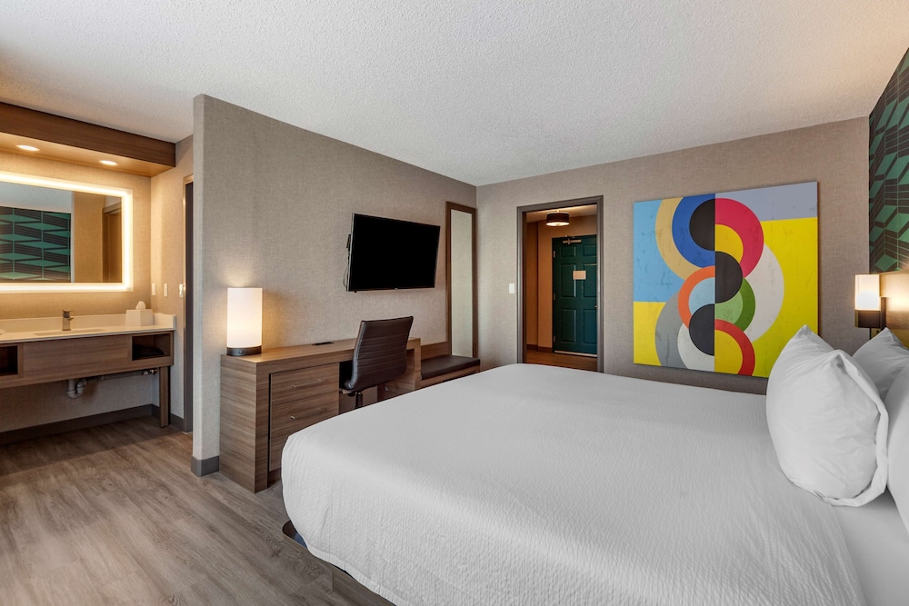 Best Western Plus West Edmonton 23/77