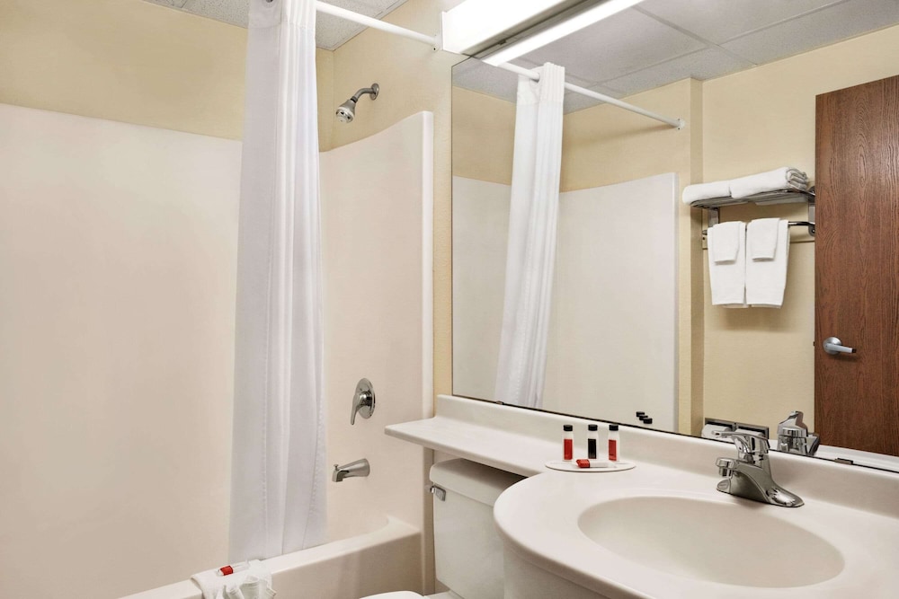 Travelodge By Wyndham Fort Scott 39/39