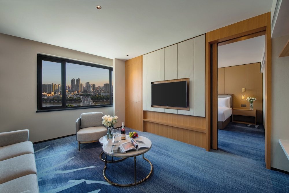 Guangzhou Hotel 47/50