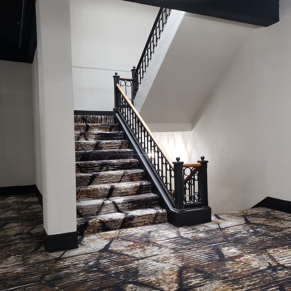 The Inn at Blackstone 14/50