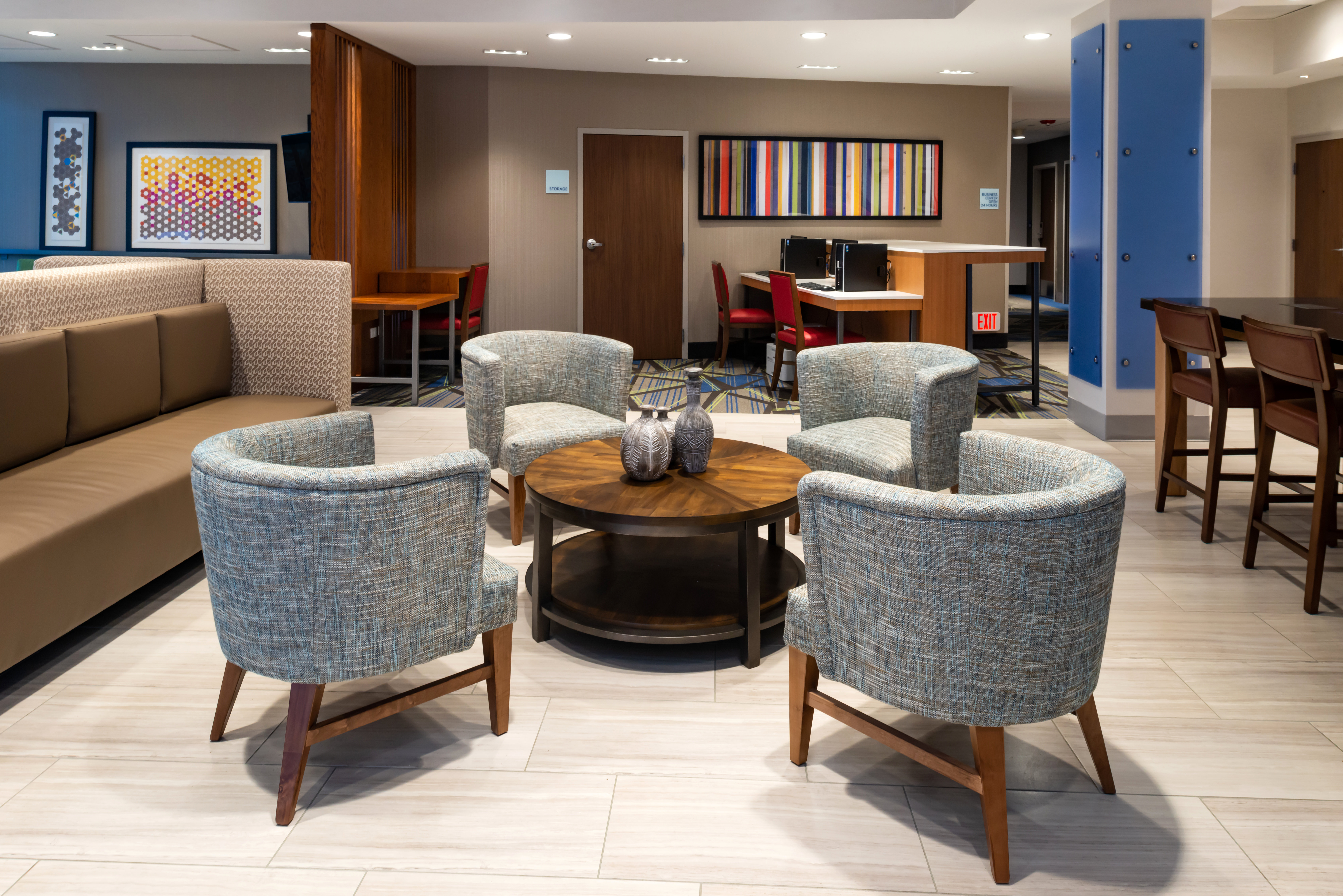 Holiday Inn Express & Suites Romeoville - Joliet North 48/68