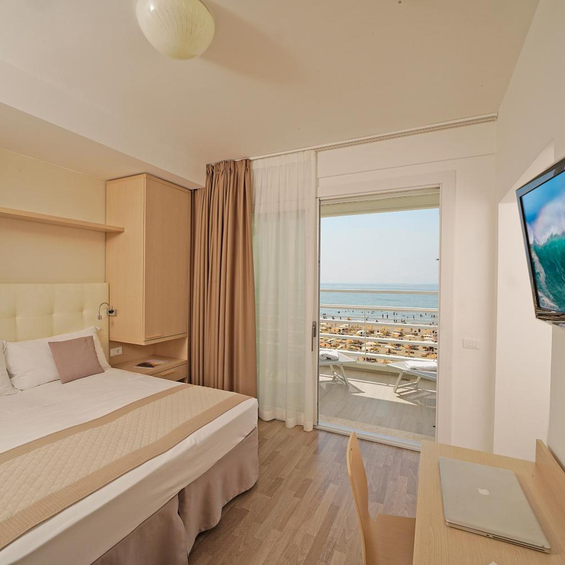 Hotel Strand 12/47