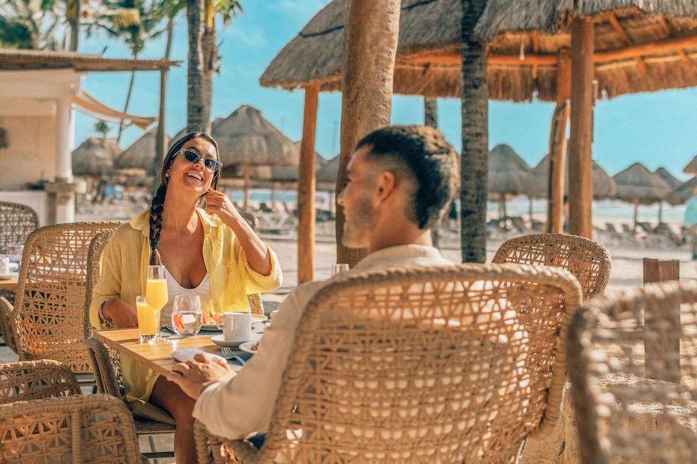 Iberostar Waves Tucan 16/47