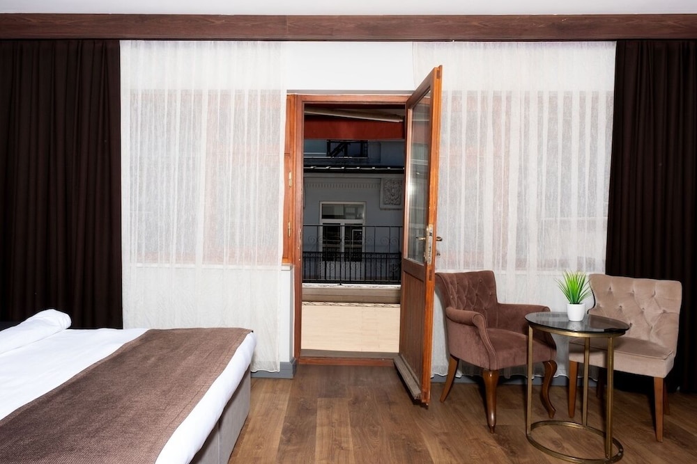 Vita Suites Karakoy 46/66