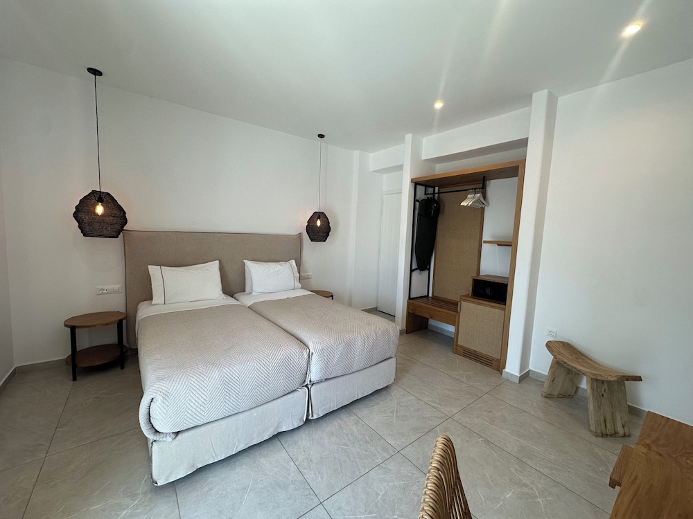 Anna Maria Mykonos Hotel 15/66