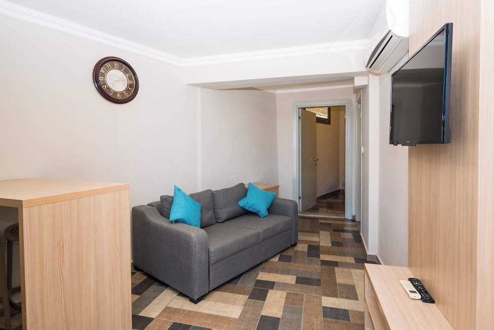 M Suite Hotel 28/50