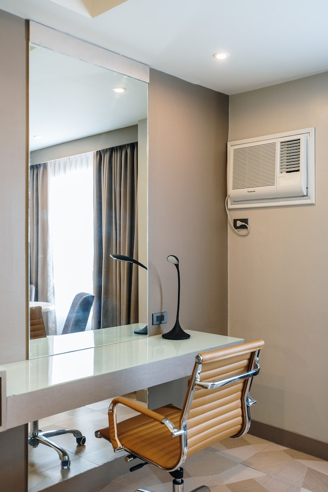 Zuri Hotel Iloilo City 37/50
