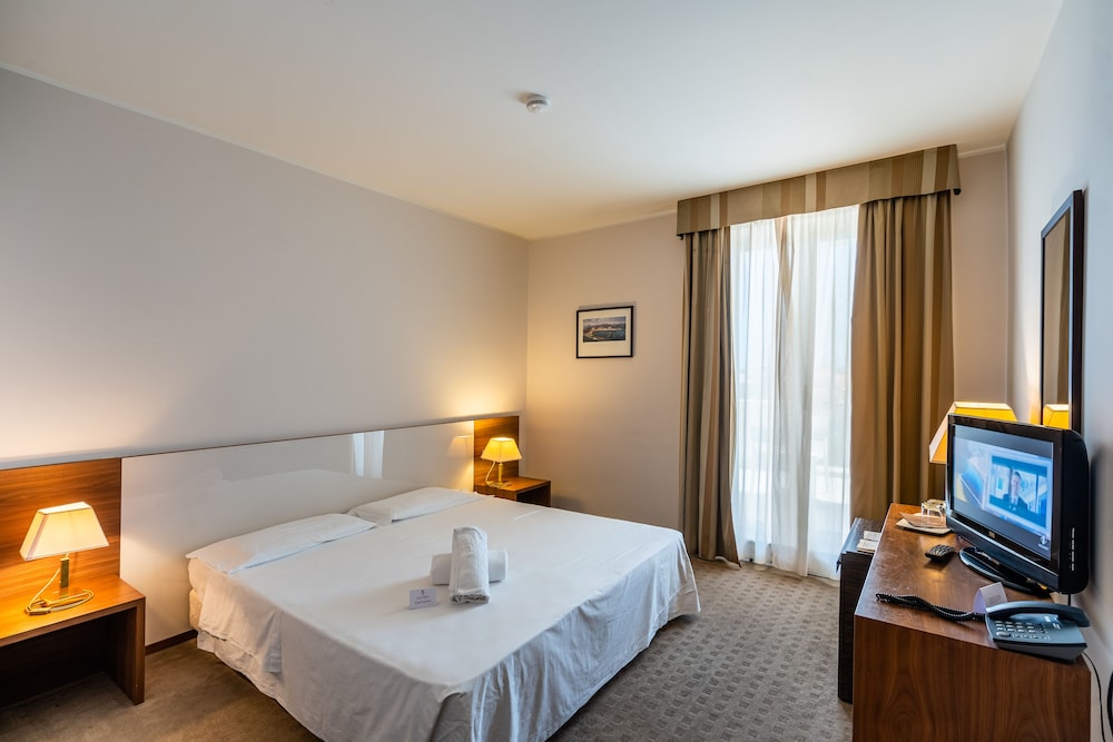 Capo Peloro Resort 3/43