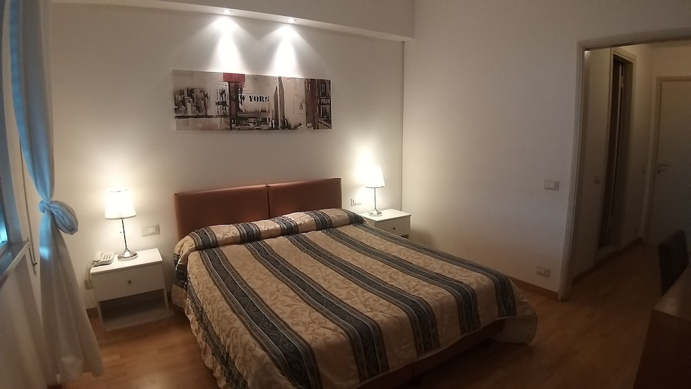 Hotel Cavalieri Del Tau 10/50