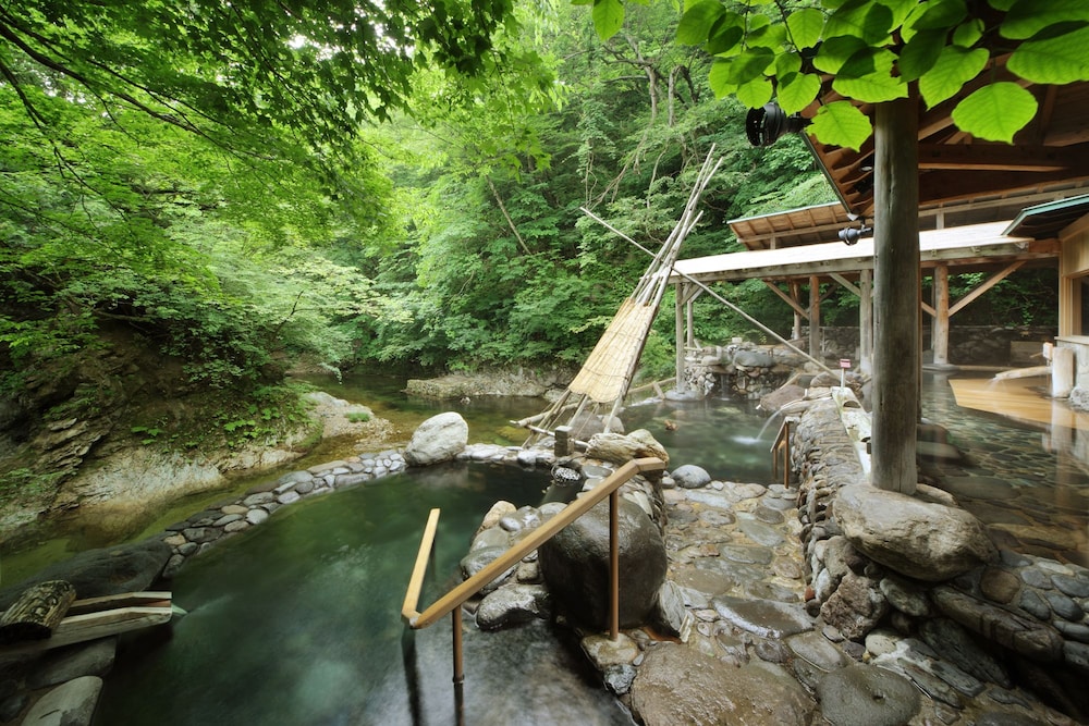 Yudukushi Salon Ichinobo 28/50