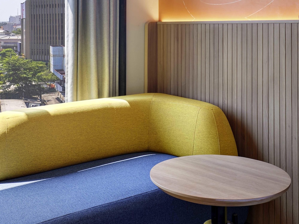 Ibis Styles Semarang Simpang Lima 28/50