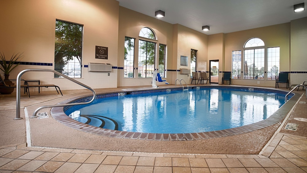 Best Western Plus Lonoke Hotel 7/32
