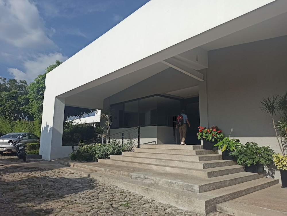 Villa Internacional De Tenis 2/50