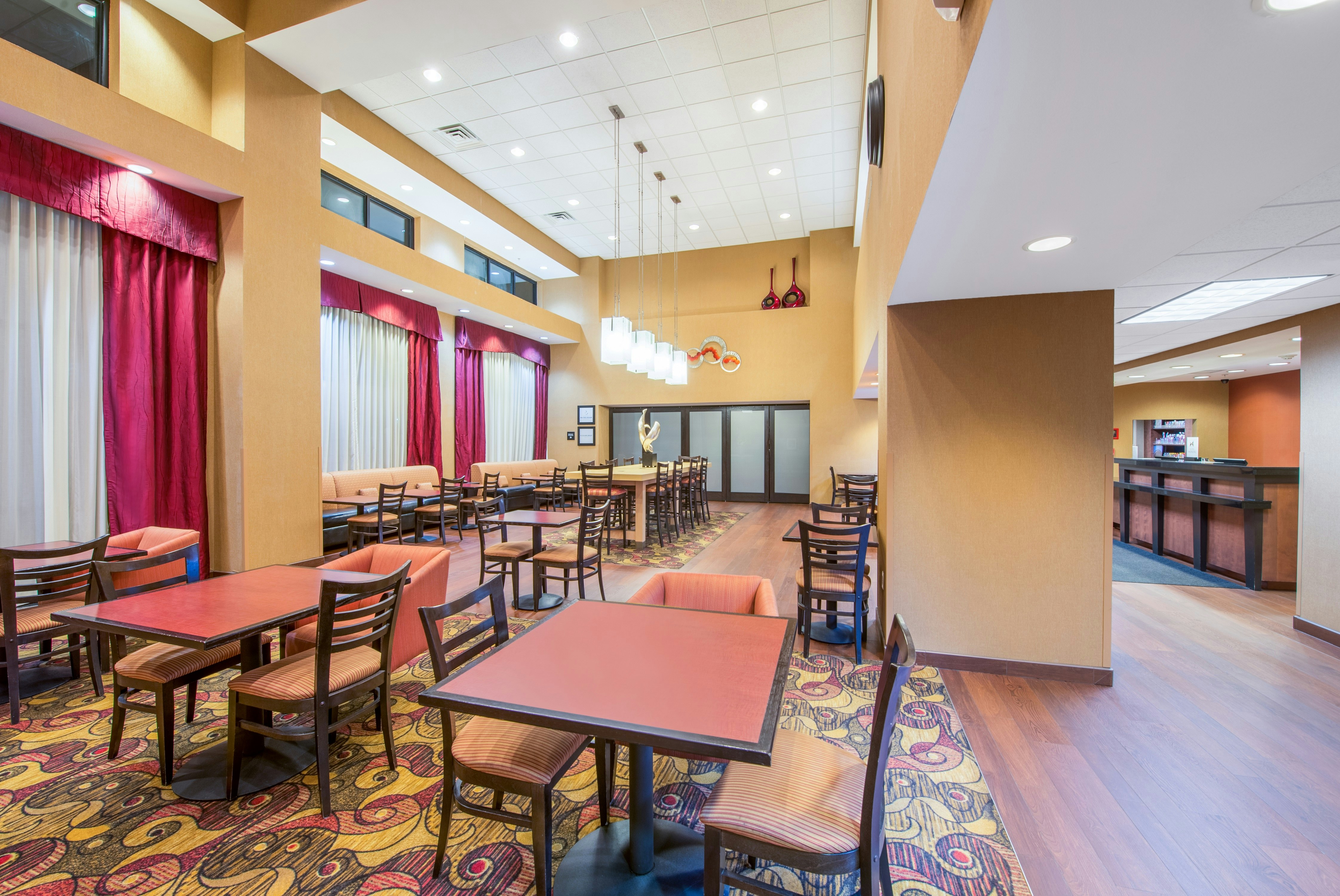 Hampton Inn Suites Oklahoma City South 33/39