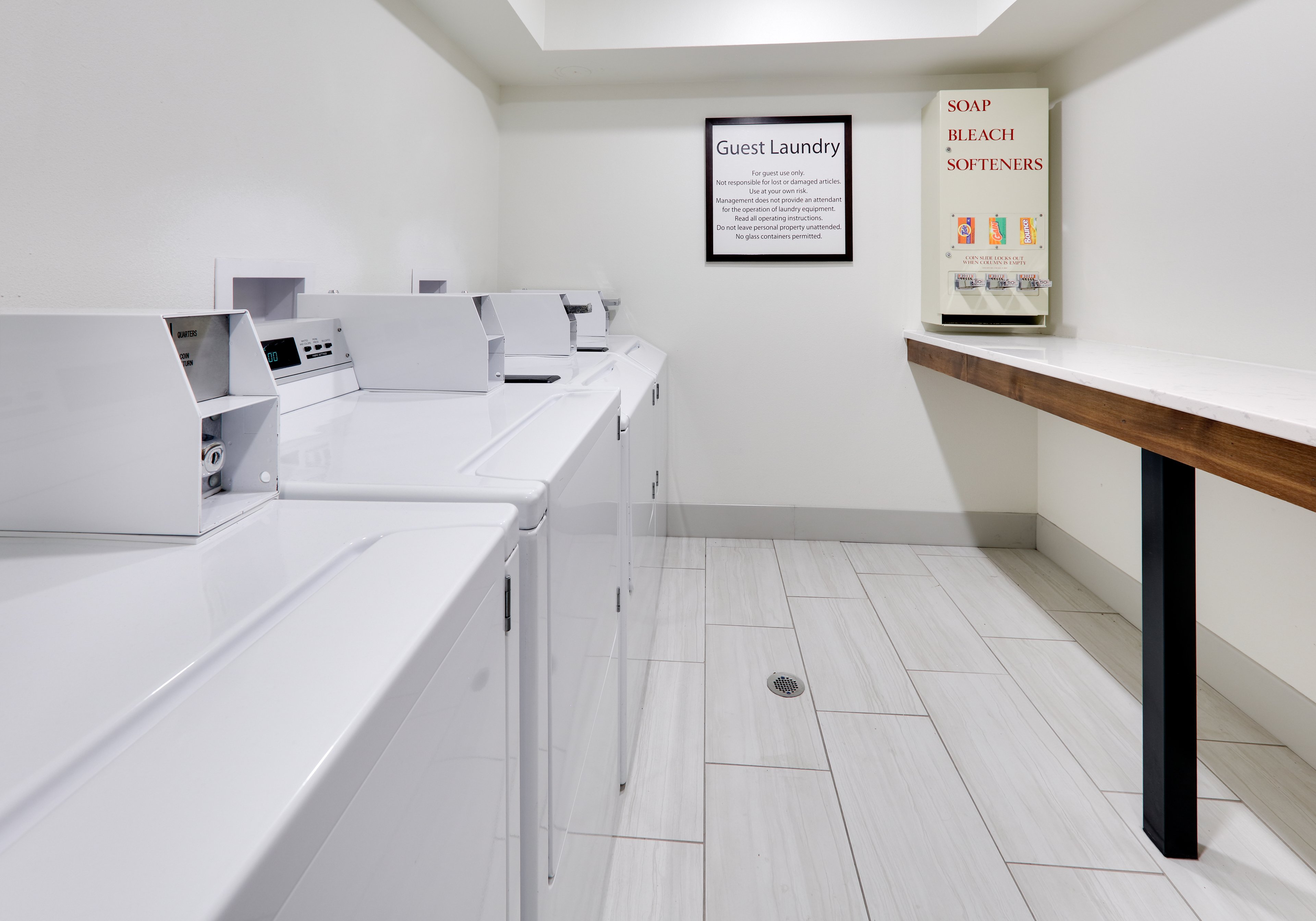 Holiday Inn Express Hotel Suites Scottsbluff Gering 57/57