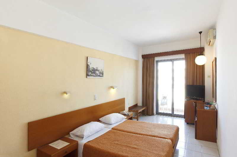 Basic, Double or Twin Bed