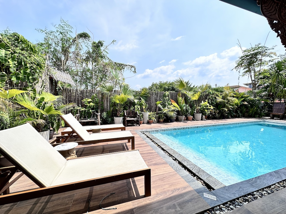 The Luna Hostel 43/50