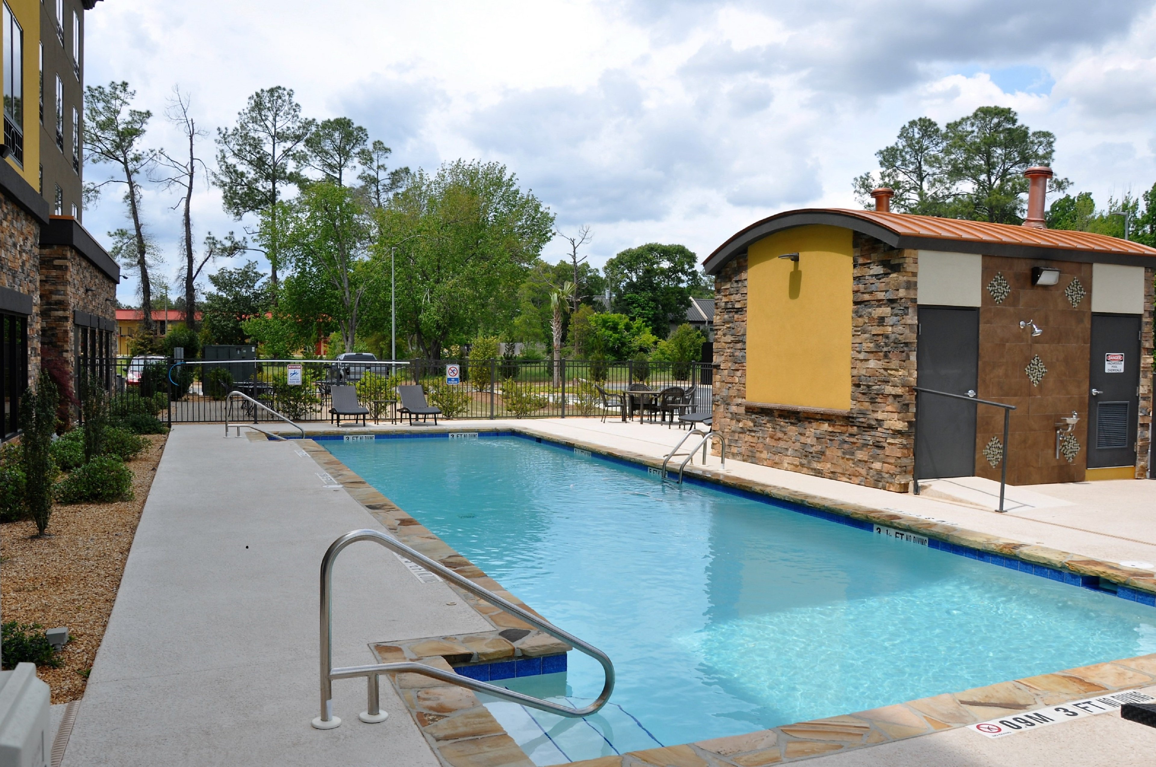 Holiday Inn Express Hotel and Suites Perry-National Fairground Area 59/68