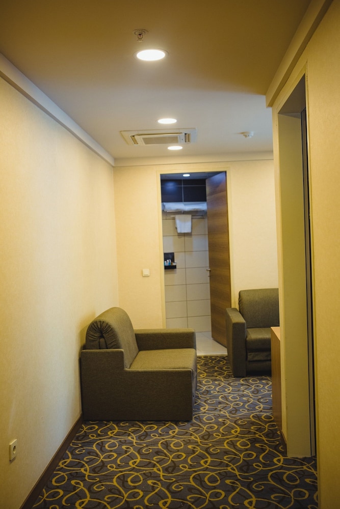 Volley Hotel Izmir 38/63