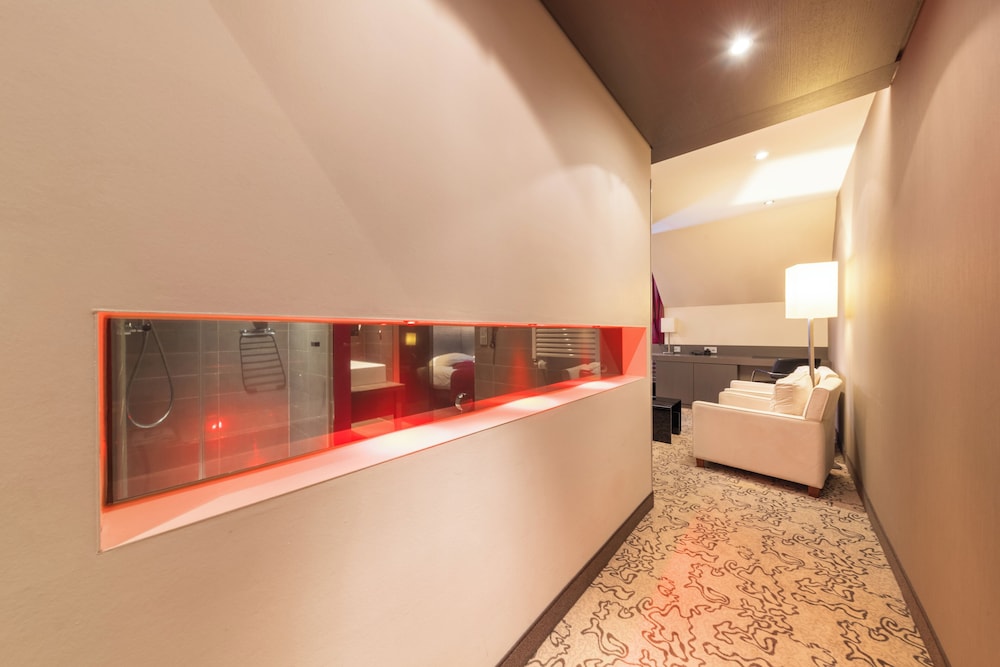 Lobby at Koener Hotel and Spa, CLERVAUX