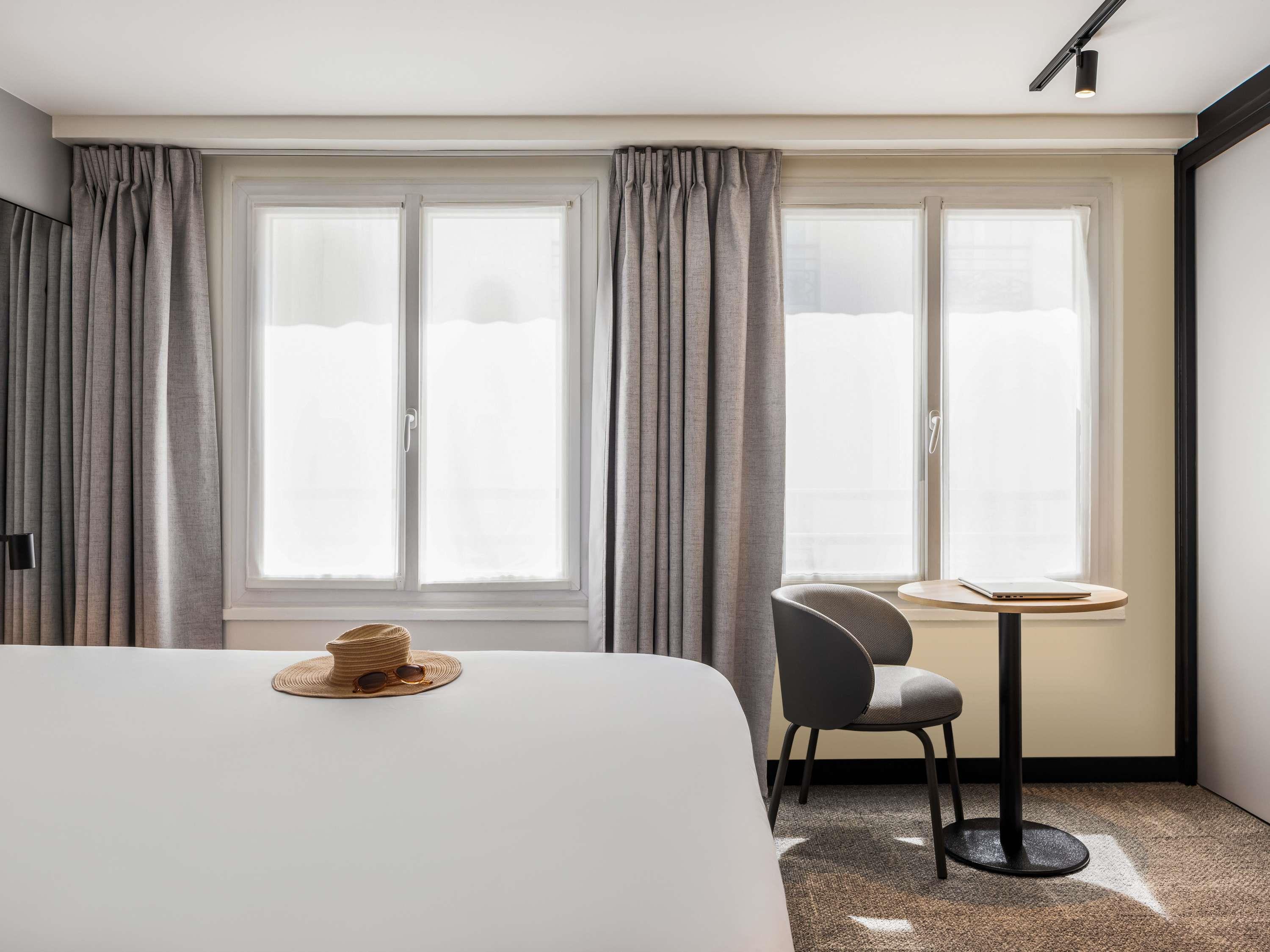 Room, Double Bed, ibis Paris Grands Boulevards Opera 9th Hotel 9/10