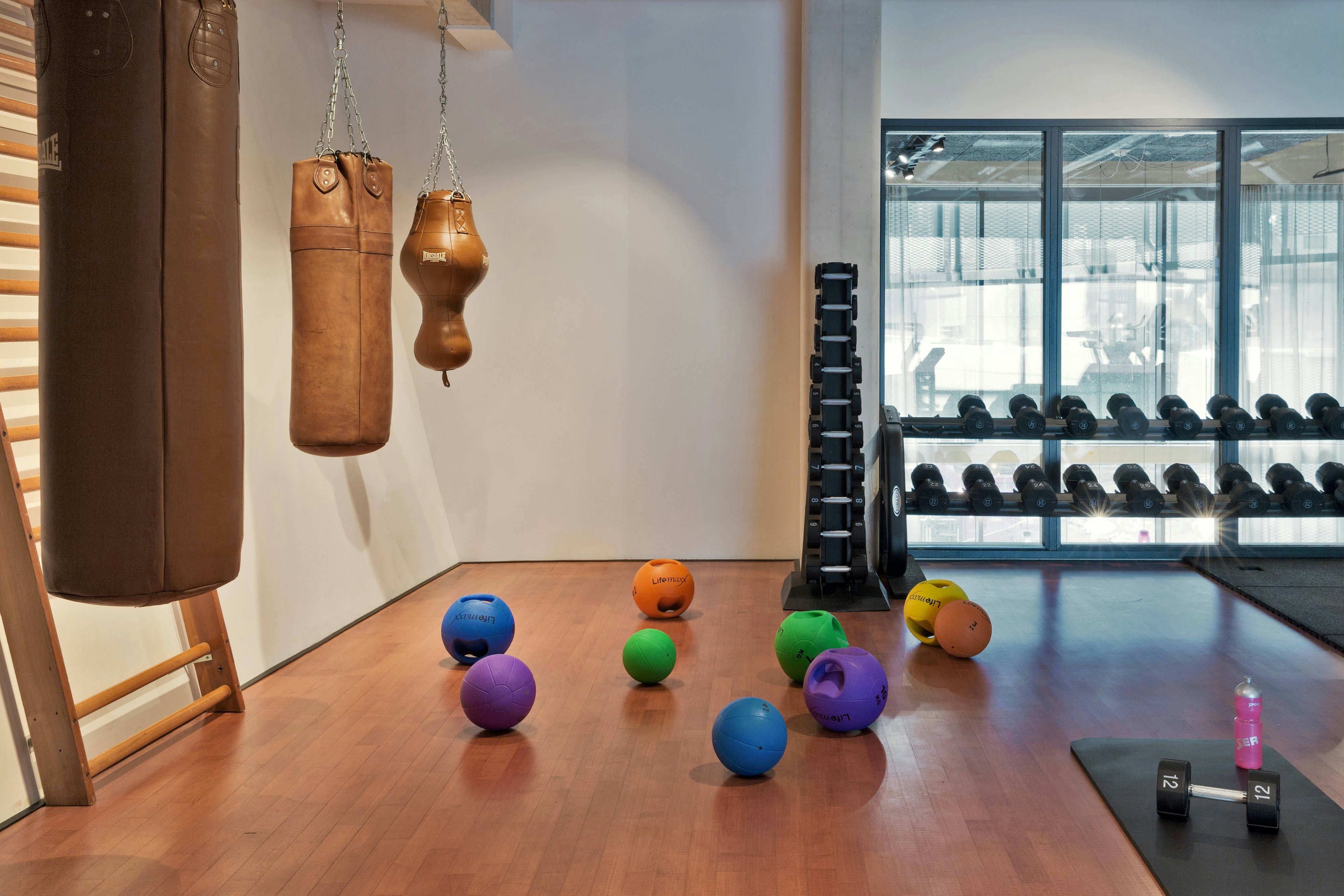 Moxy Amsterdam Houthavens 58/58
