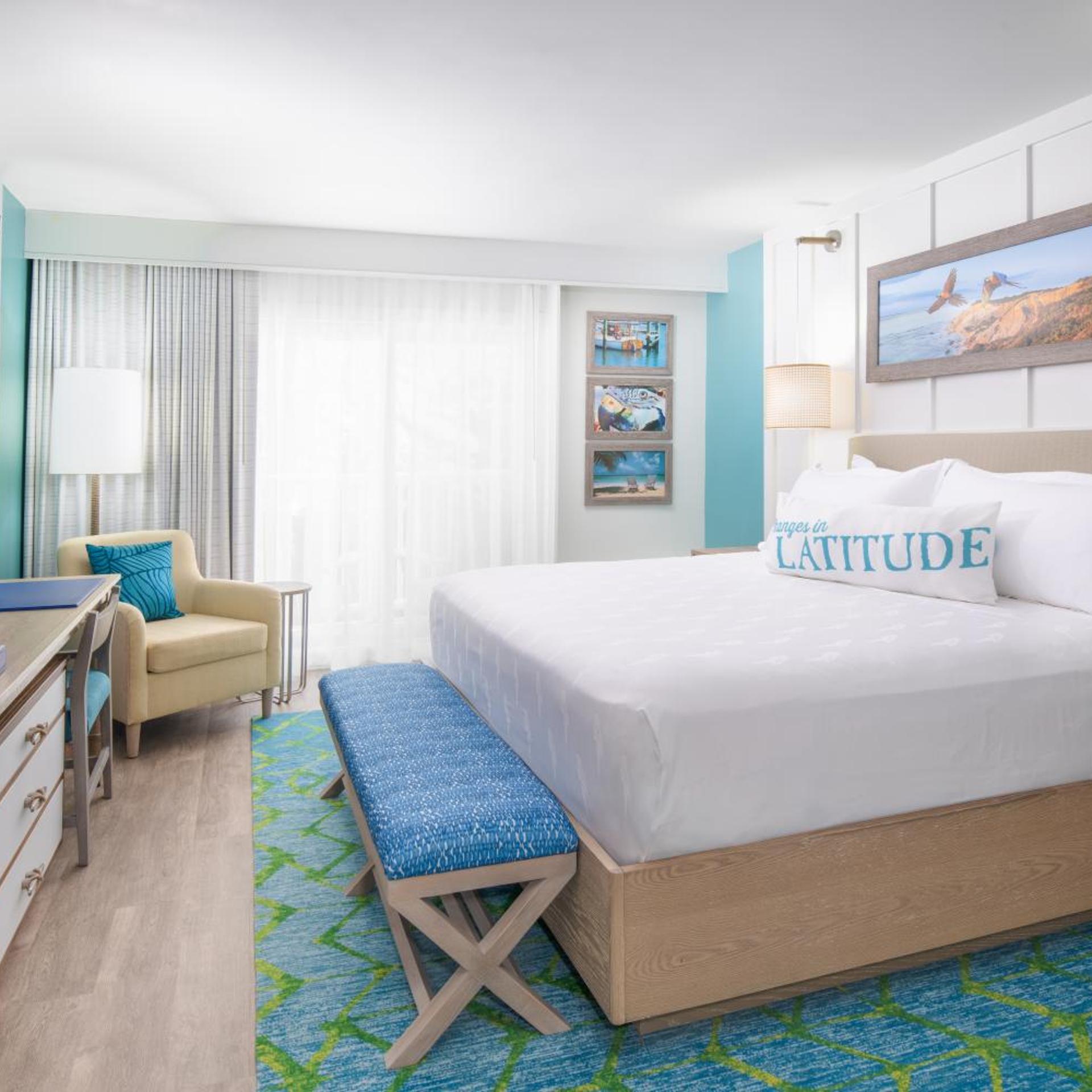 Deluxe, King Bed, Water Park View