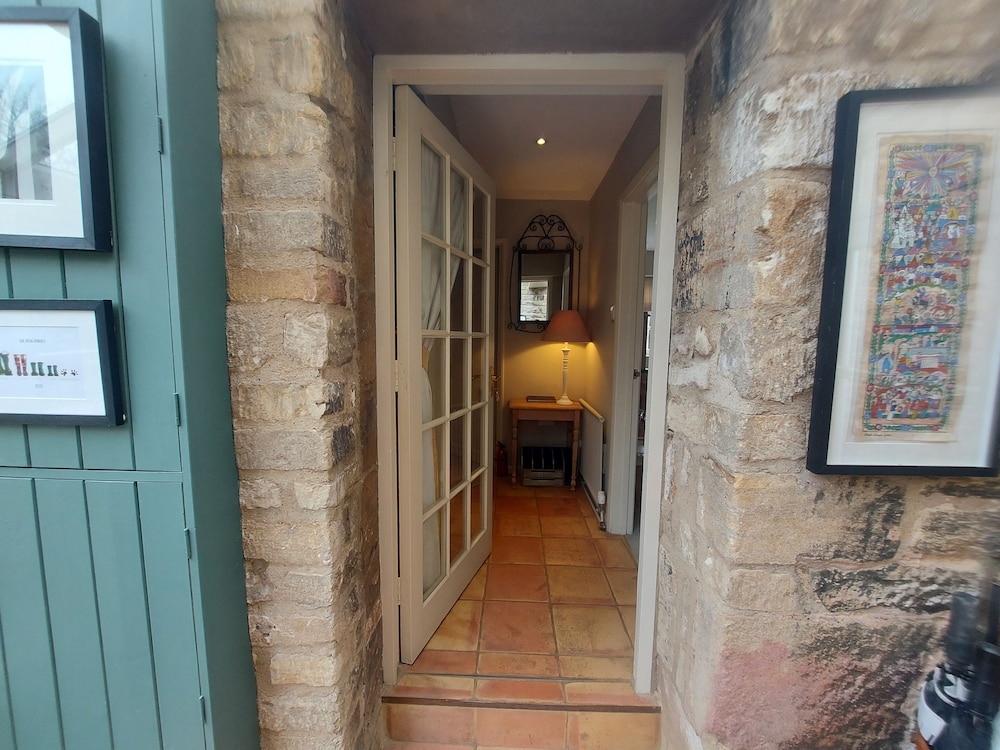 Rectory Farm Annexe 18/36