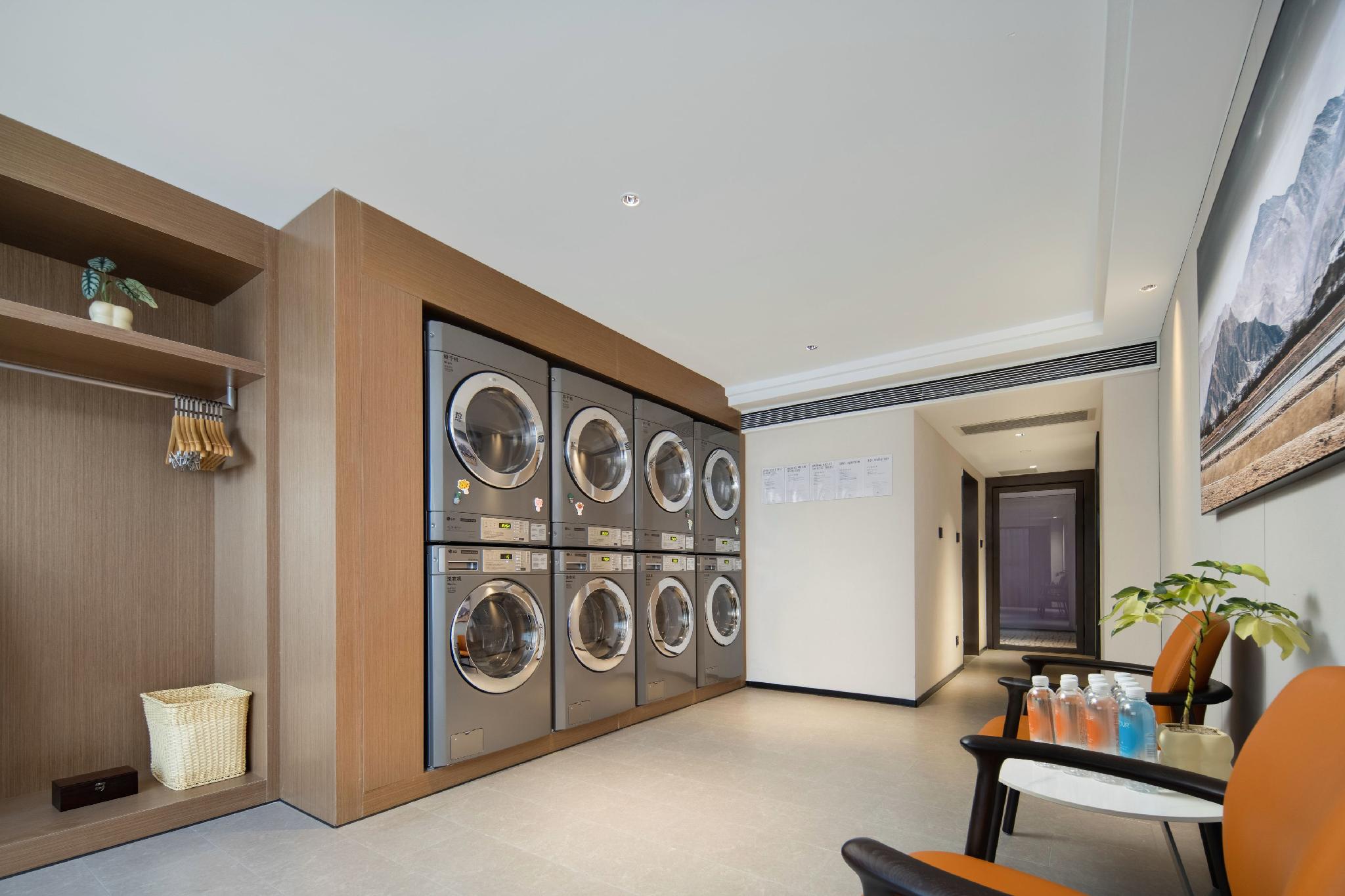 Vienna International Hotel Huangpu Develpoment Zone Branch 10/71