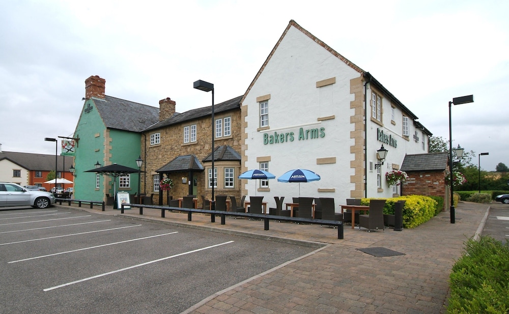 Premier Inn Waltham Abbey 50/54