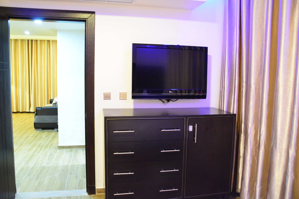 Al Jamal Hotel 37/50