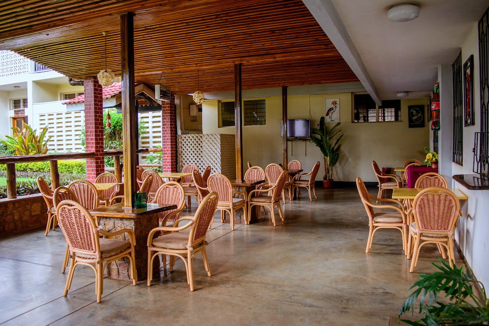 Kilimanjaro Crane Hotel 23/45