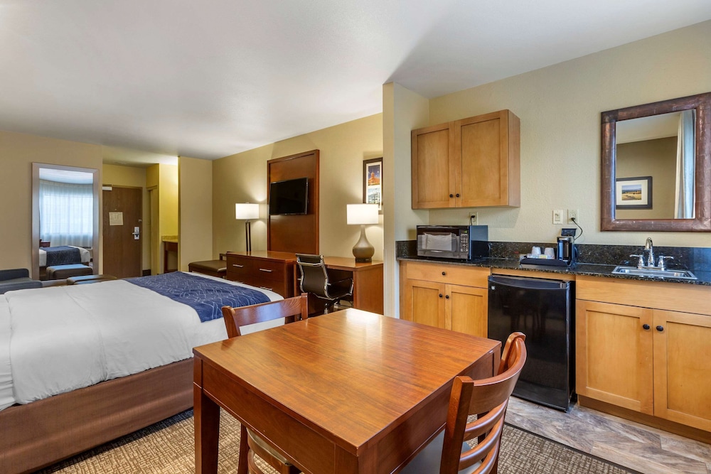 Comfort Inn Flagstaff South I-17 20/38