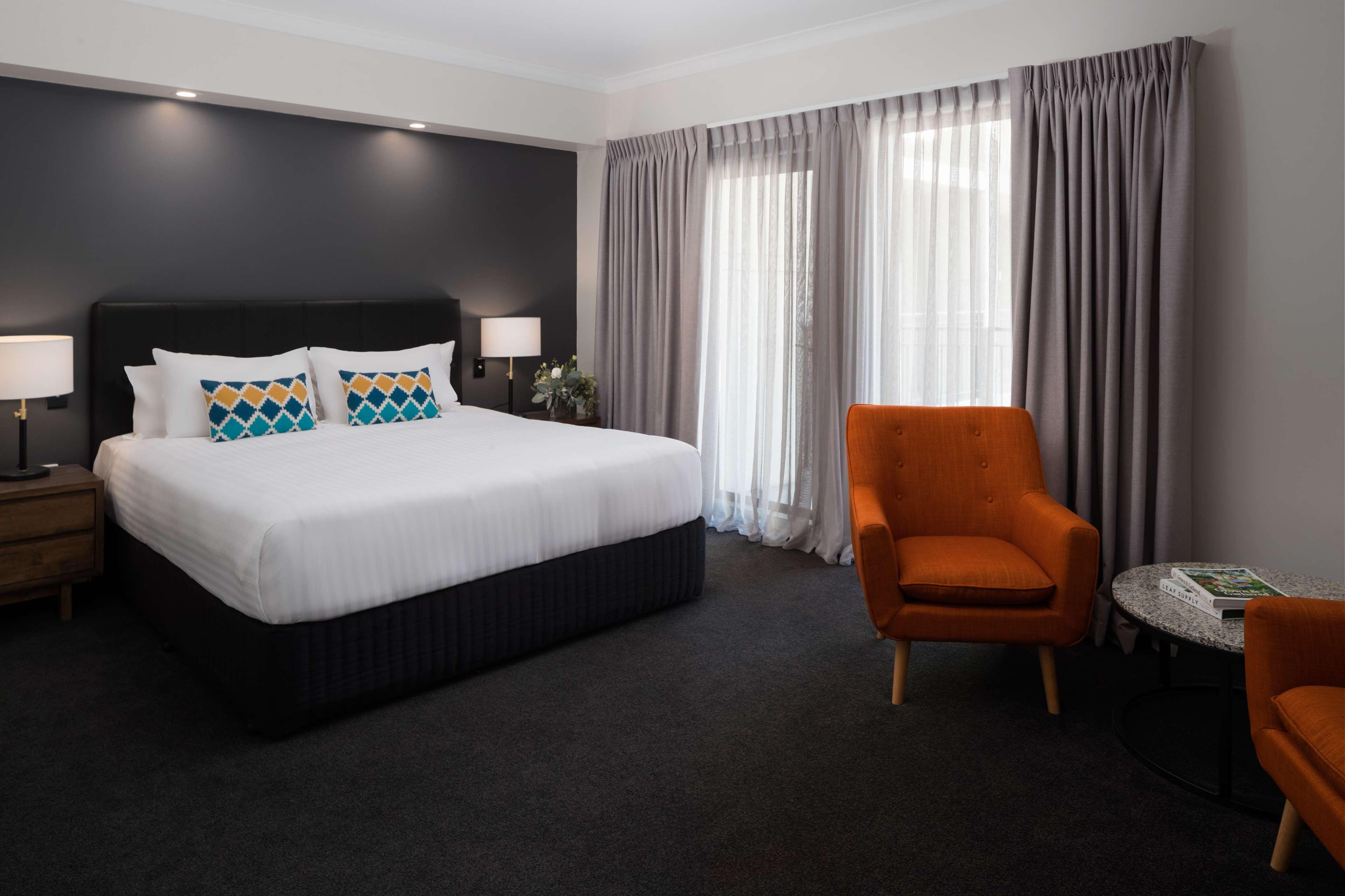 Spa, King Bed, Balcony
