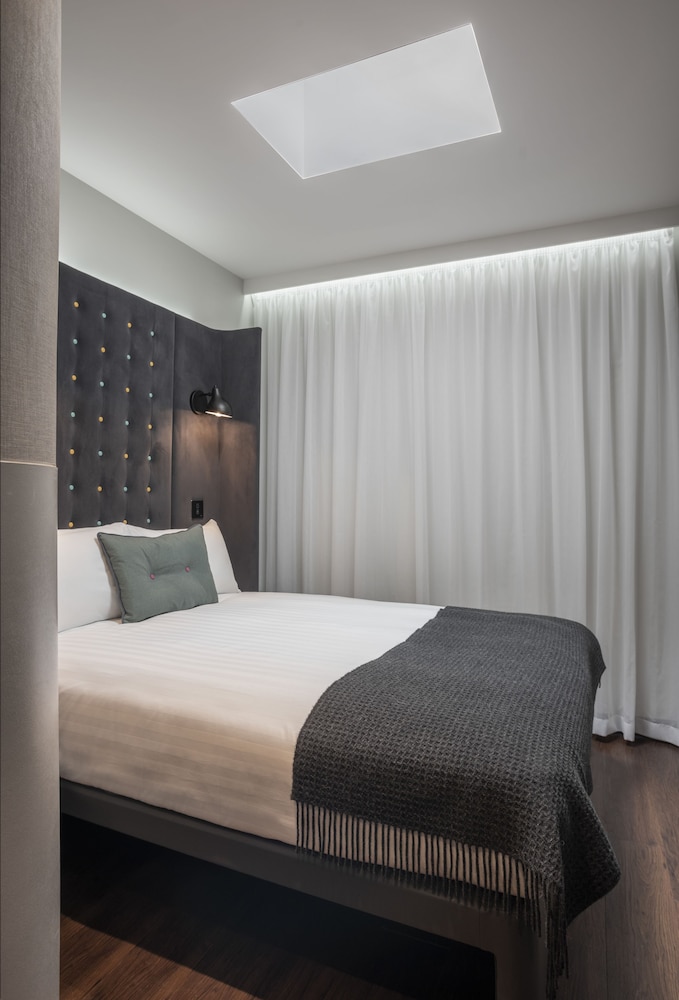 Point A Hotel Kensington Olympia 10/58