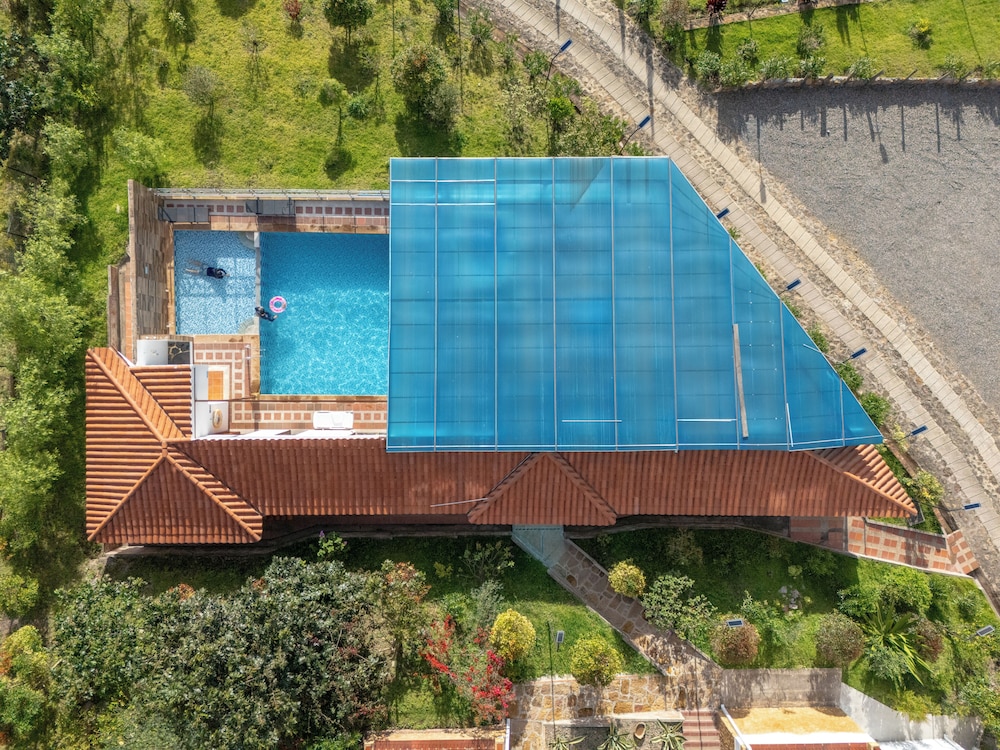 Hotel Campestre Cordillera de Los Andes 40/58