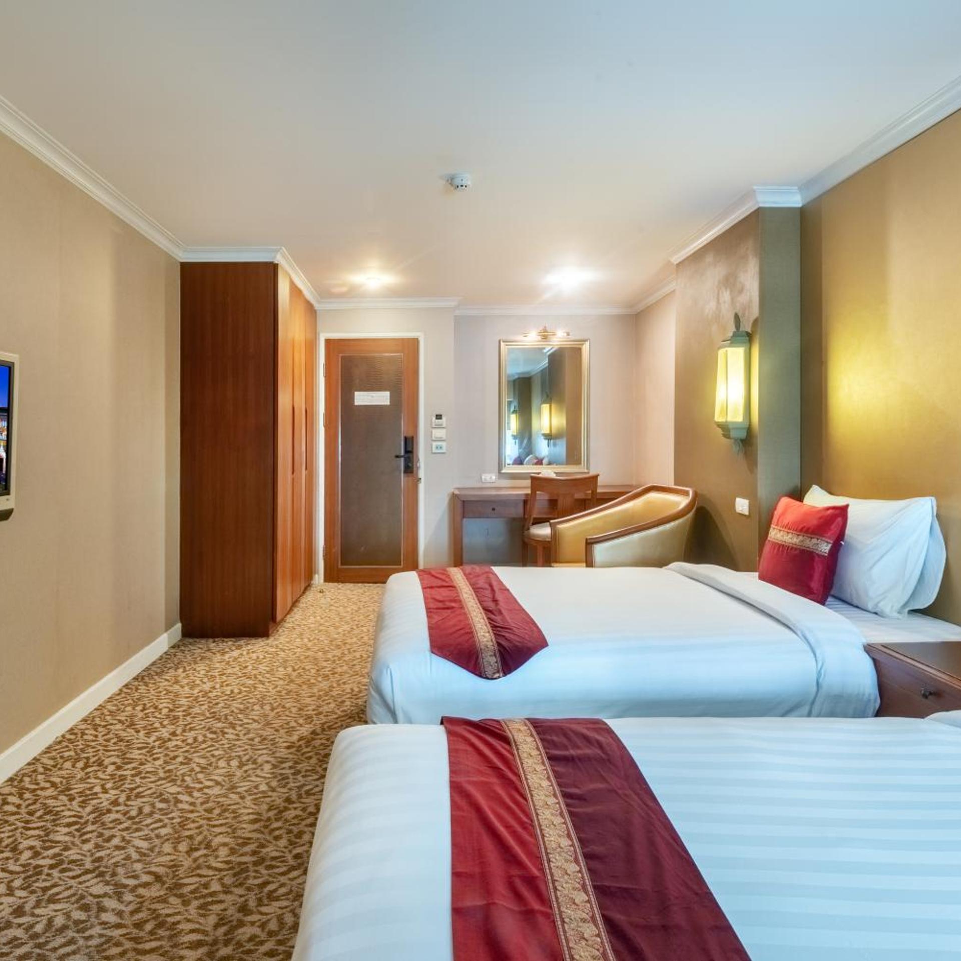 Super, Deluxe, Executive, Double or Twin Bed