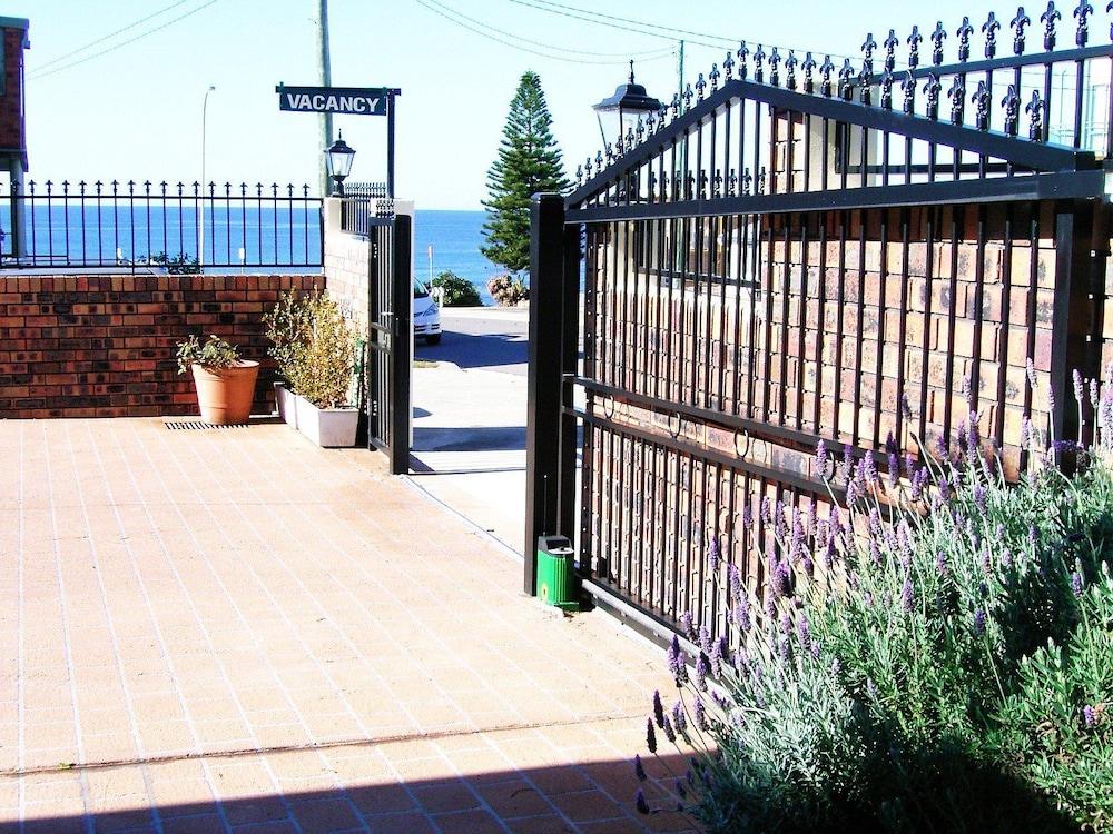 Lavender House Bed And Breakfast 19/49