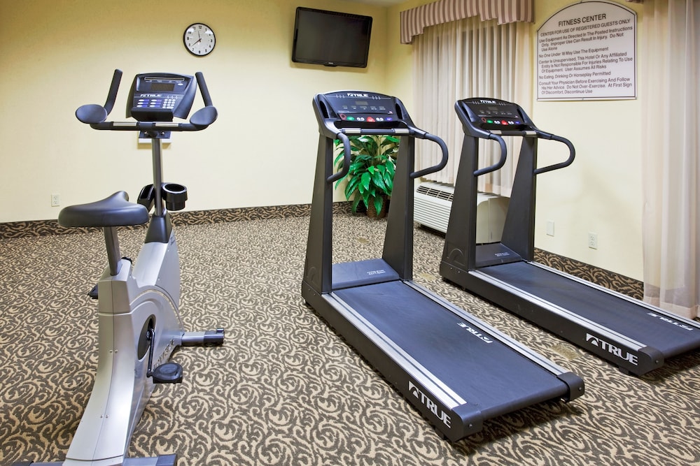 Holiday Inn Express Hotel & Suites Sebring 36/73