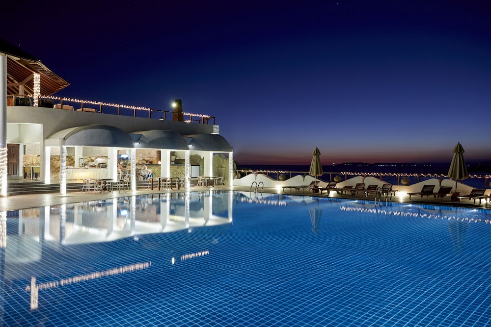 Dickwella Resort and Spa in Batigama