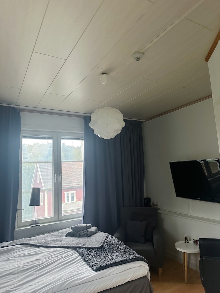 Park Hotell 9/50