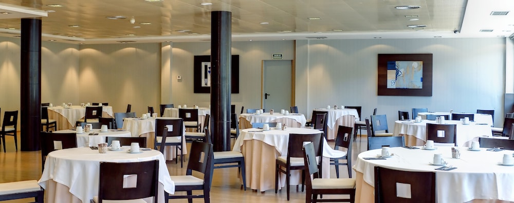 Hotel Oca Palacio de la Llorea and Spa 24/33